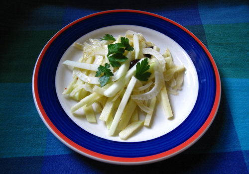 Today’s lunch—Shaved Fennel and Apple Salad. With its crunchy freshness and citrus dressing, it's the perfect post-Thanksgiving dish.